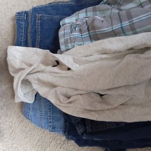 Lot of 5 boys clothes
